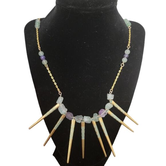 Green Fluorite green and purple crystal necklace, gold verdigris patina spikes - Picture 4 of 4